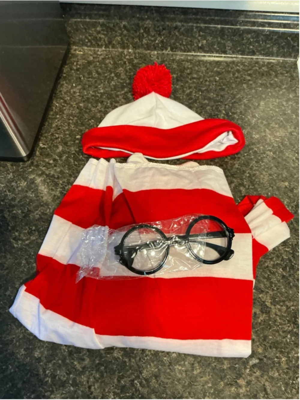 Men Women Where’s Waldo Costume Halloween NEW